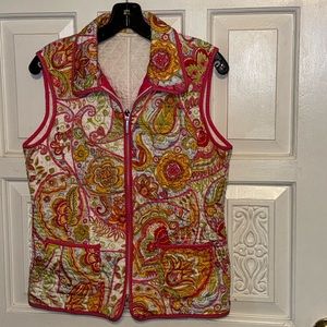 Valiente Quilted Paisley Print Full Front Zipper Vest